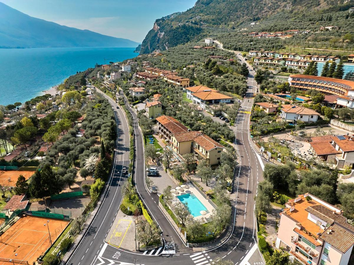 Hotel Rosemarie Лимоне-суль-Гарда Экстерьер фото